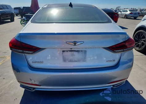 2015 Hyundai Genesis 3.8L z USA, uszkodzony, nr VIN KMHGN4JE2FU063521